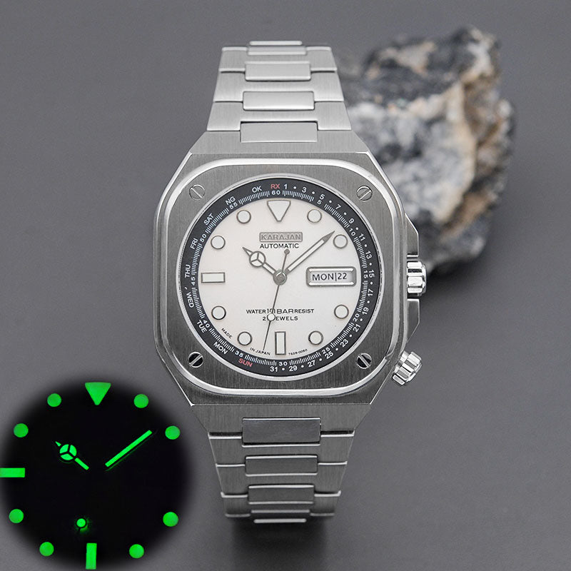 Серебряные часы Nautilus с черным люминесцентным циферблатом