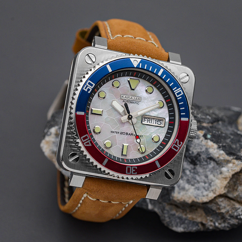 W1025 Silver Automatic Dive Watch with Leather Strap