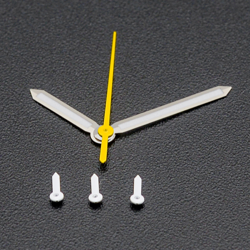 H1028 Yellow Silver Hands