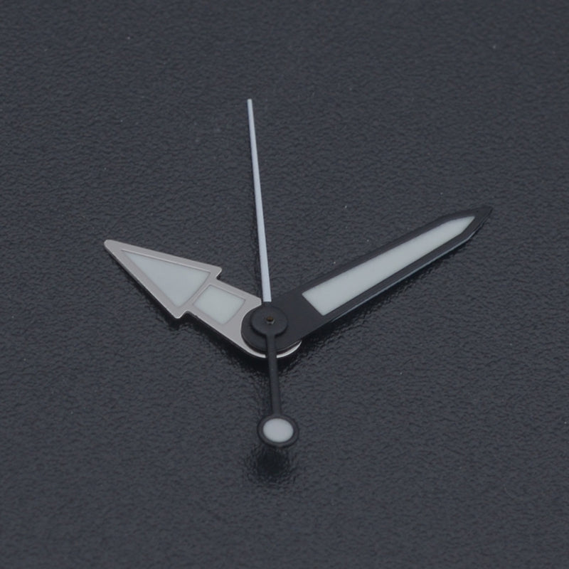 H1004 Pilot Black Hands with Luminous