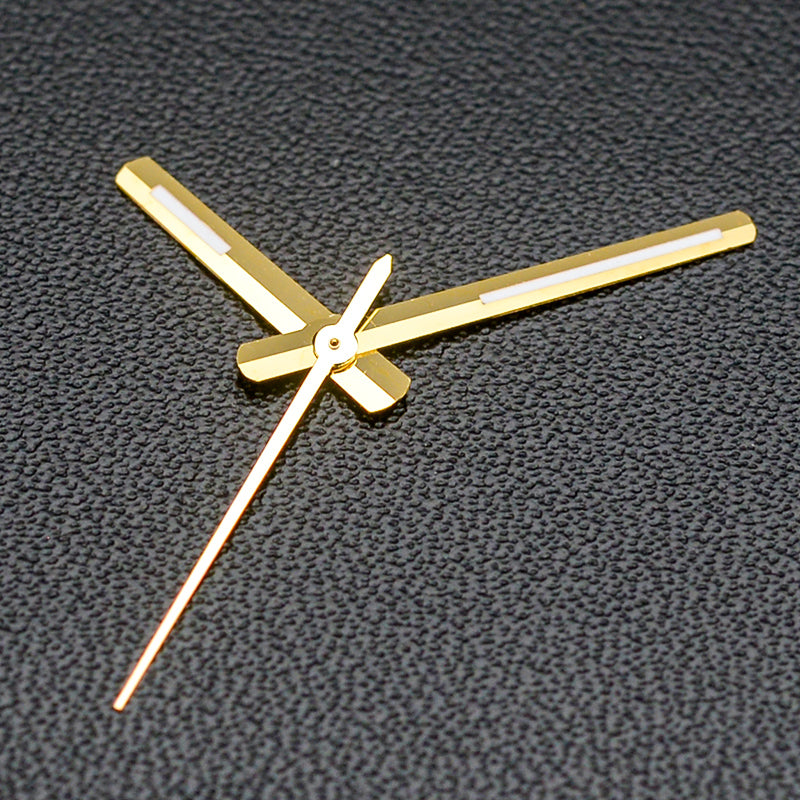 H1014 Baton Gold Hands with Luminous