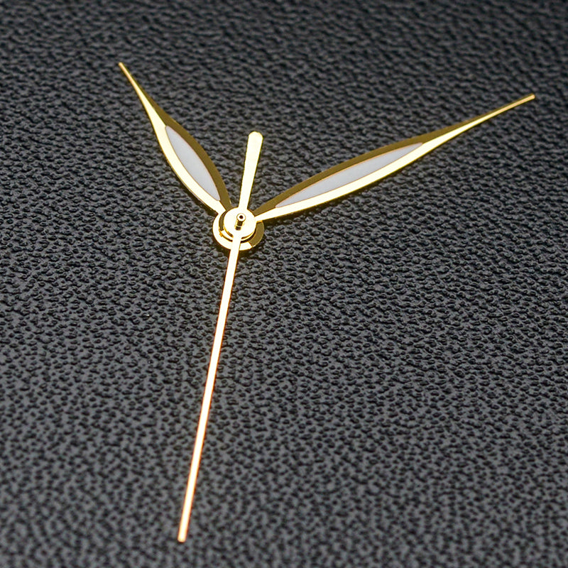 H1036 Pitched Dauphine Gold Hands Set