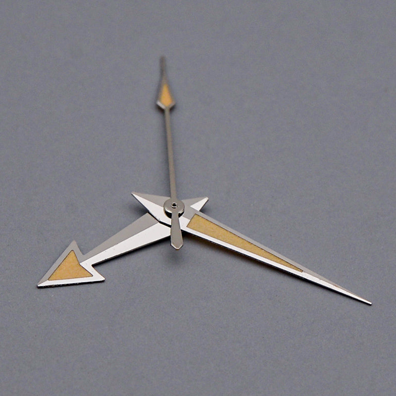 H1041 Broad Arrow Silver Hands with Luminous