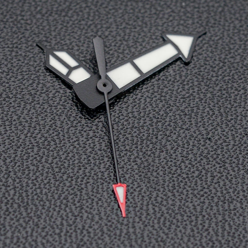 H1019 GS Black Hands with Luminous