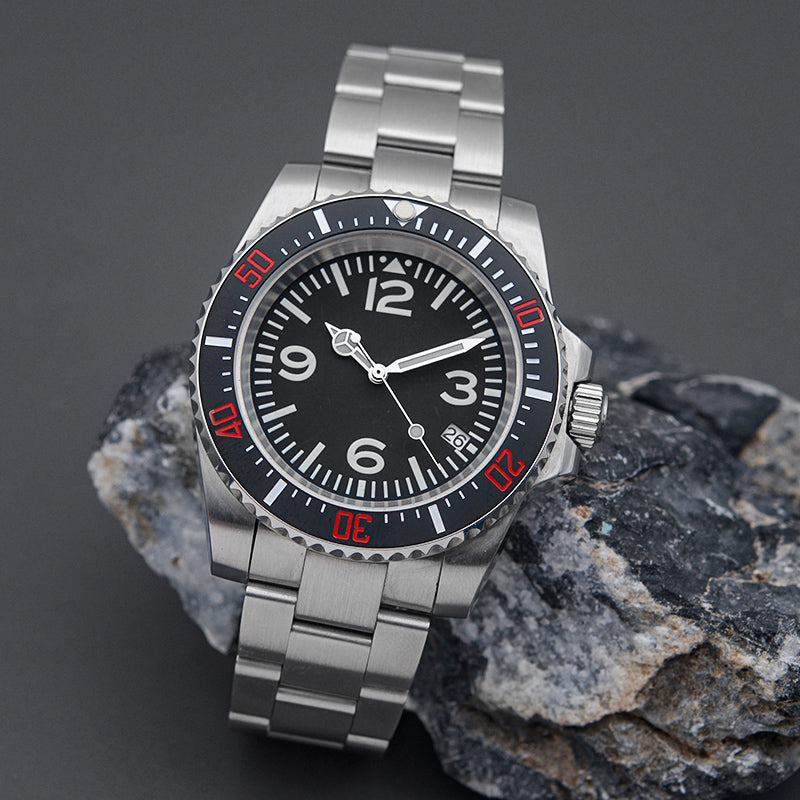 SPB185 case Black-Red Automatic Dive Watch