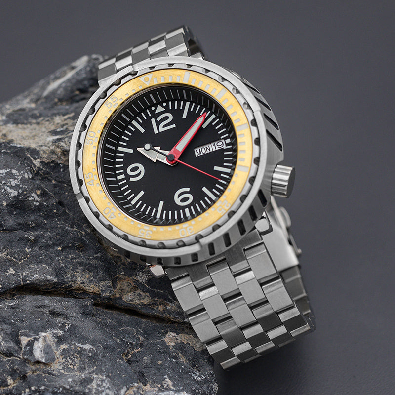 W1002 Black-Red Automatic Dive Watch