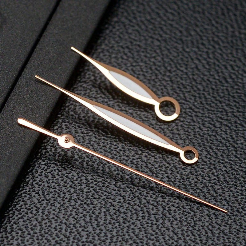 H1036 Pitched Dauphine Rose Gold Hands Set